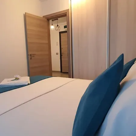 Jade - Pool & 20m De Plaja Apartment *