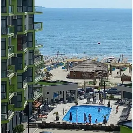 Jade - Pool & 20m De Plaja Lägenhet