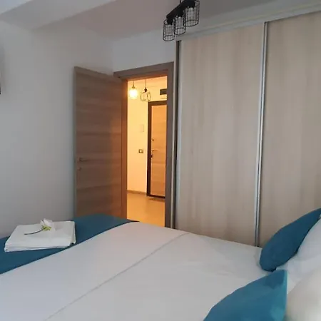 Jade - Pool & 20m De Plaja Năvodari